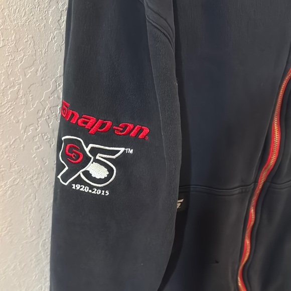 Snap-on 95 years Black Hoodie with Red Accents Men’s size Large - Picture 2 of 11